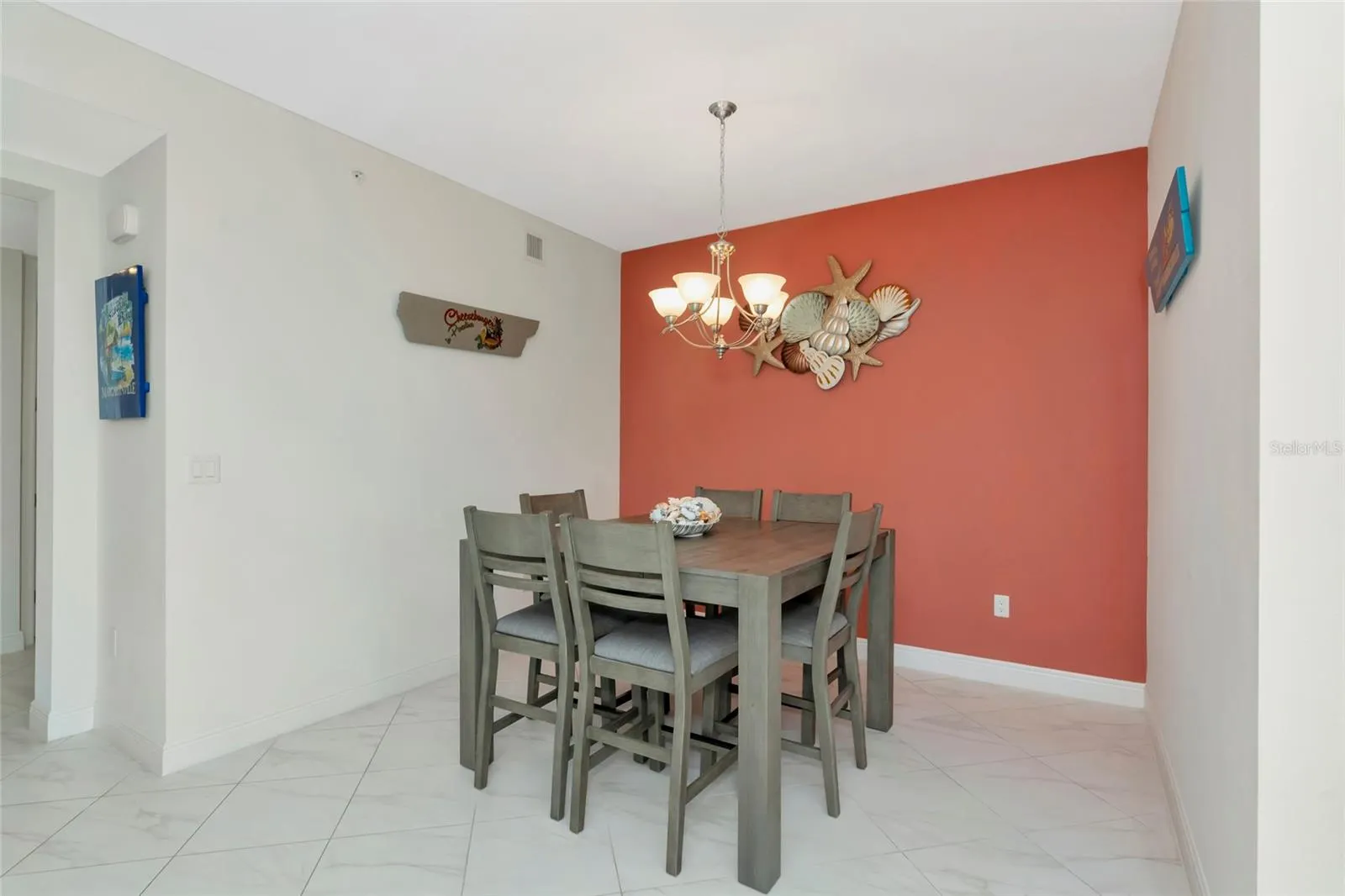 395 ARUBA CIR #203 #203