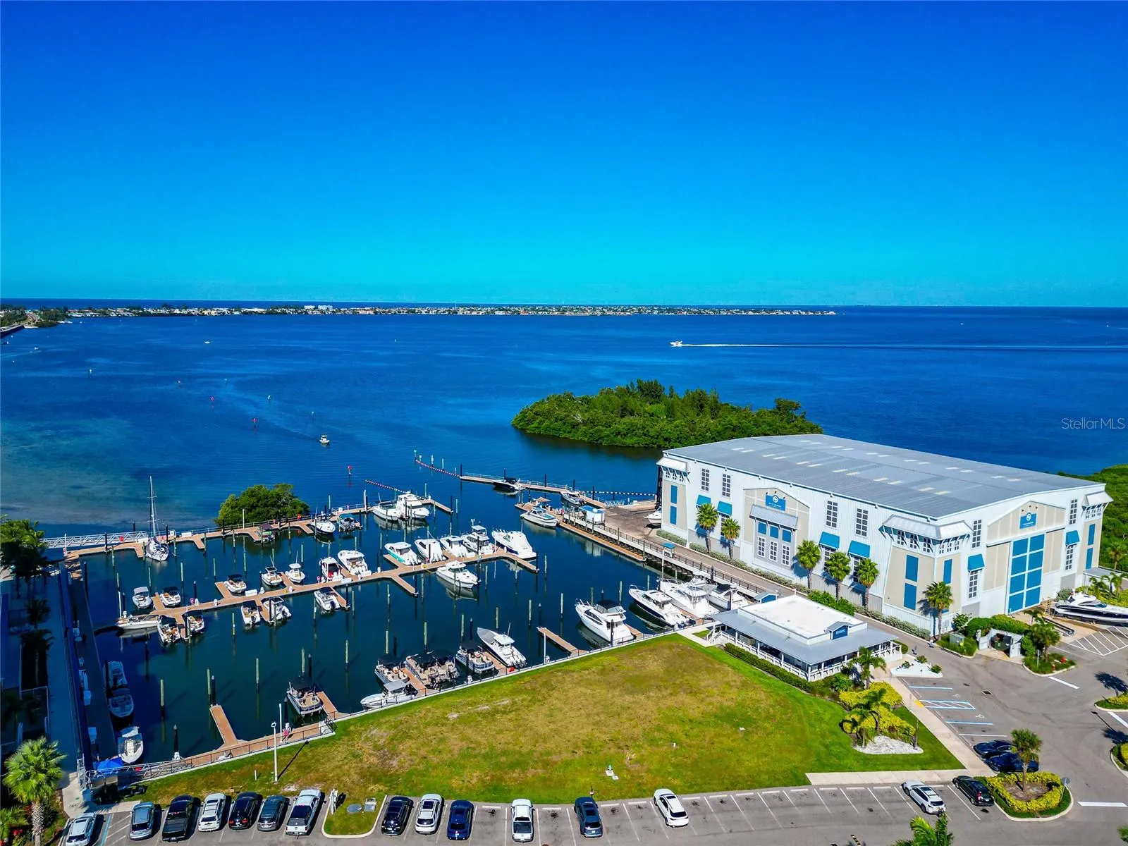 395 ARUBA CIR #203 #203