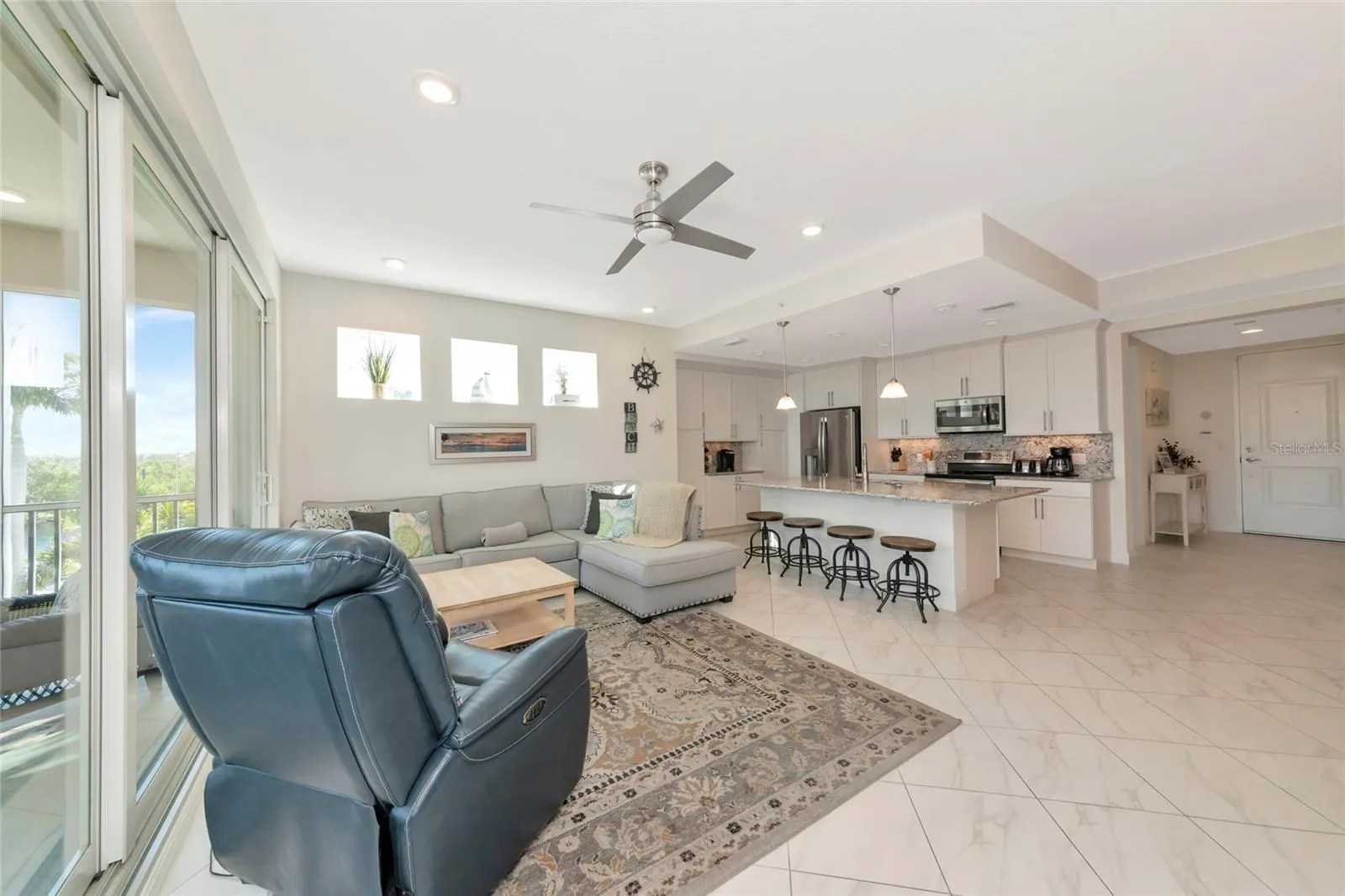 395 ARUBA CIR #203 #203