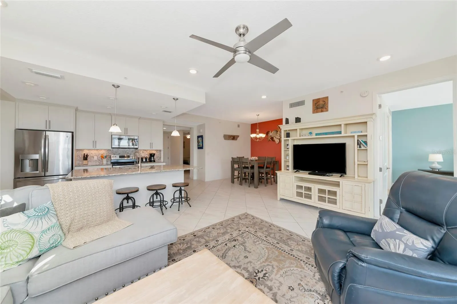 395 ARUBA CIR #203 #203