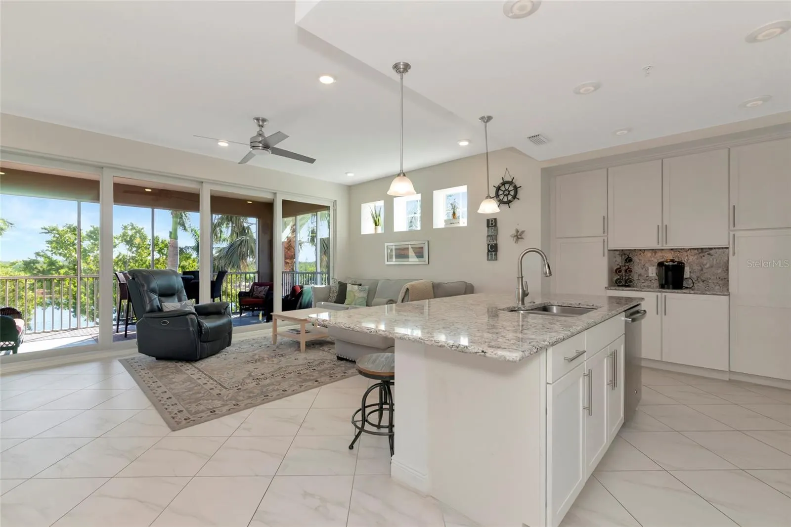 395 ARUBA CIR #203 #203
