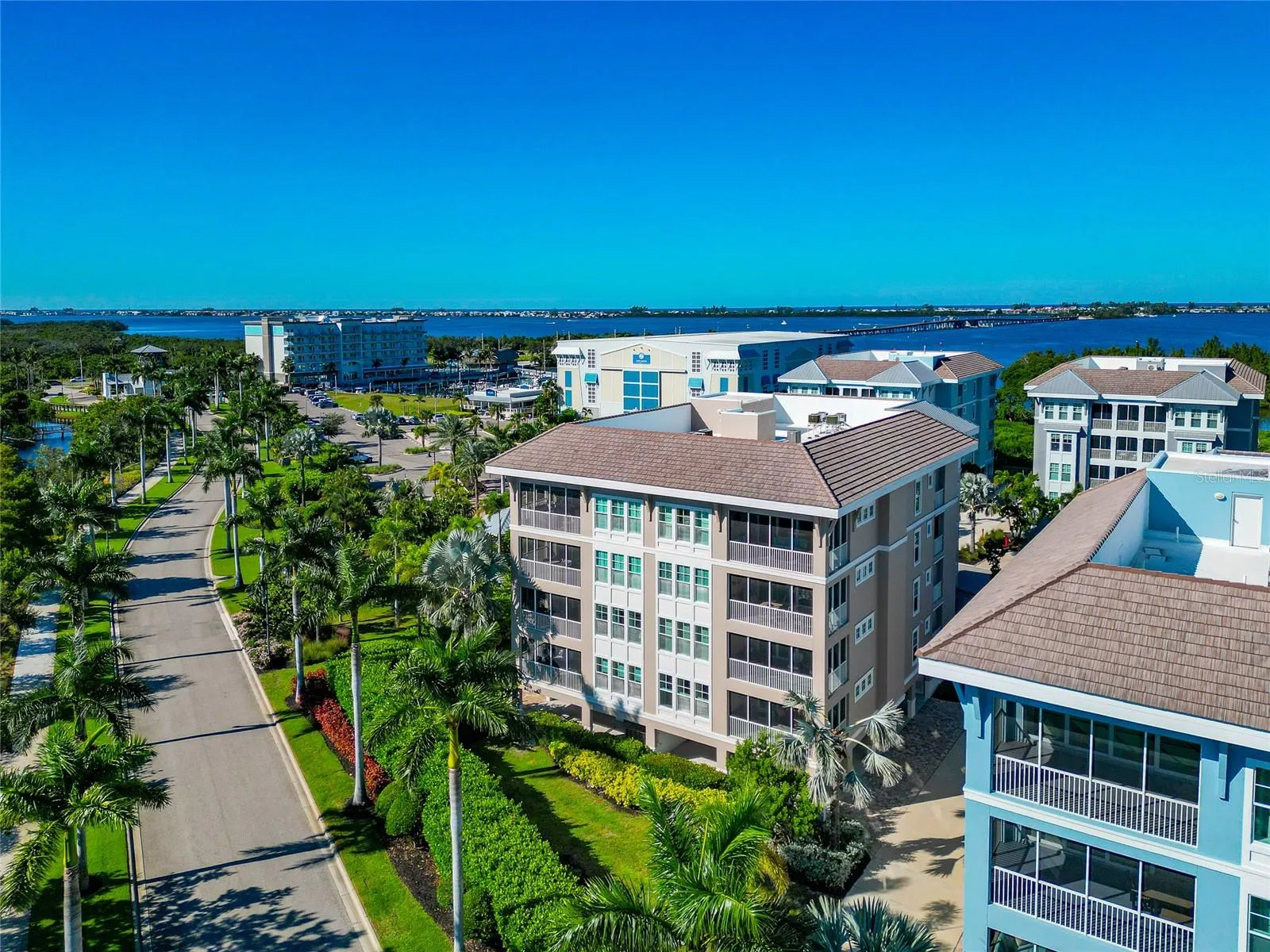 395 ARUBA CIR #203 #203
