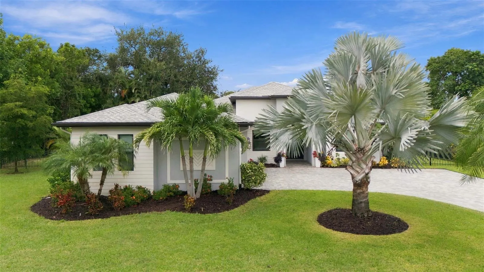 3946 COUNTRY VIEW DR