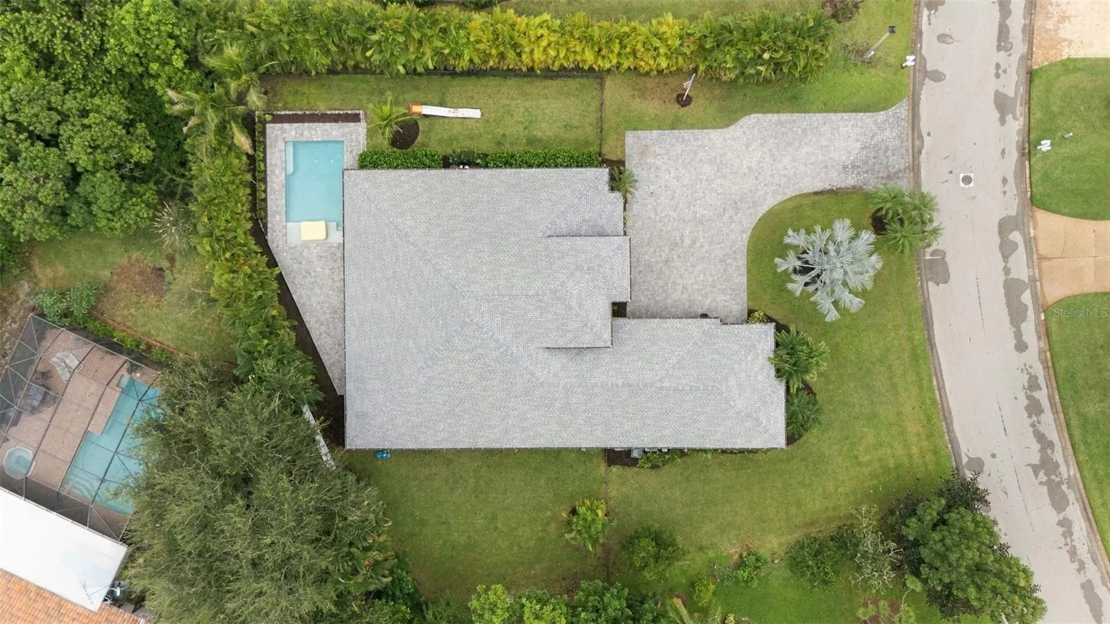 3946 COUNTRY VIEW DR