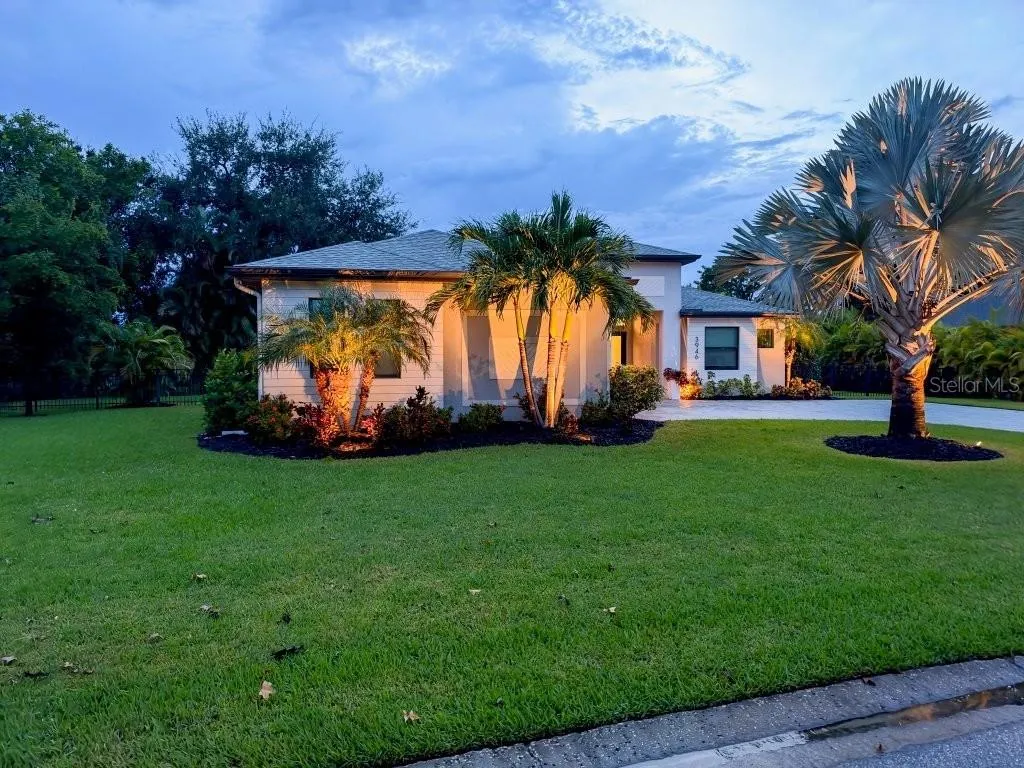 3946 COUNTRY VIEW DR