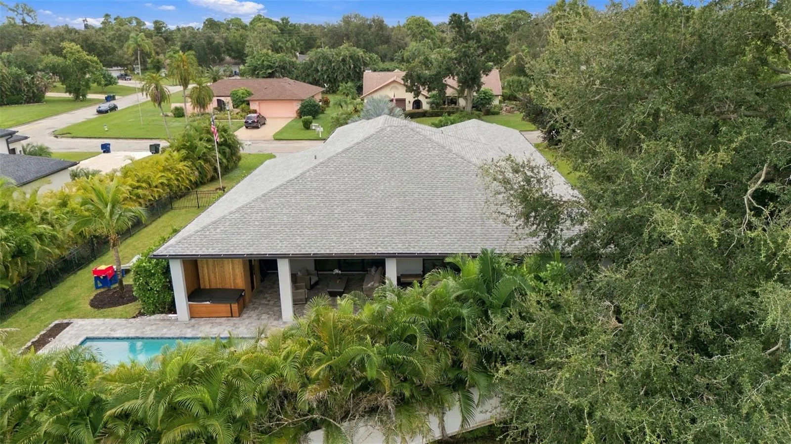 3946 COUNTRY VIEW DR
