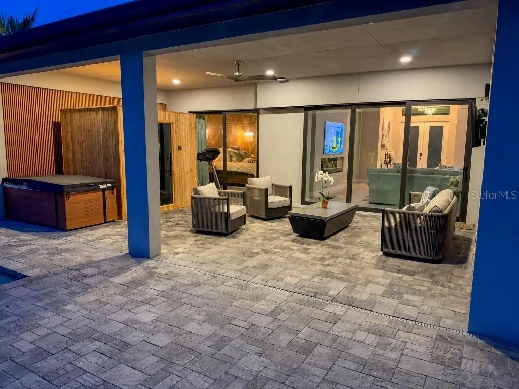 3946 COUNTRY VIEW DR