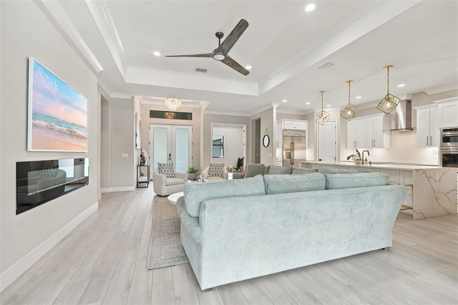 3946 COUNTRY VIEW DR