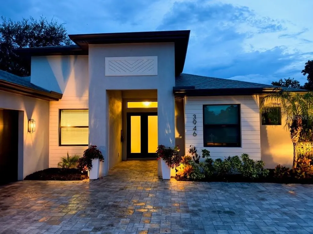 3946 COUNTRY VIEW DR