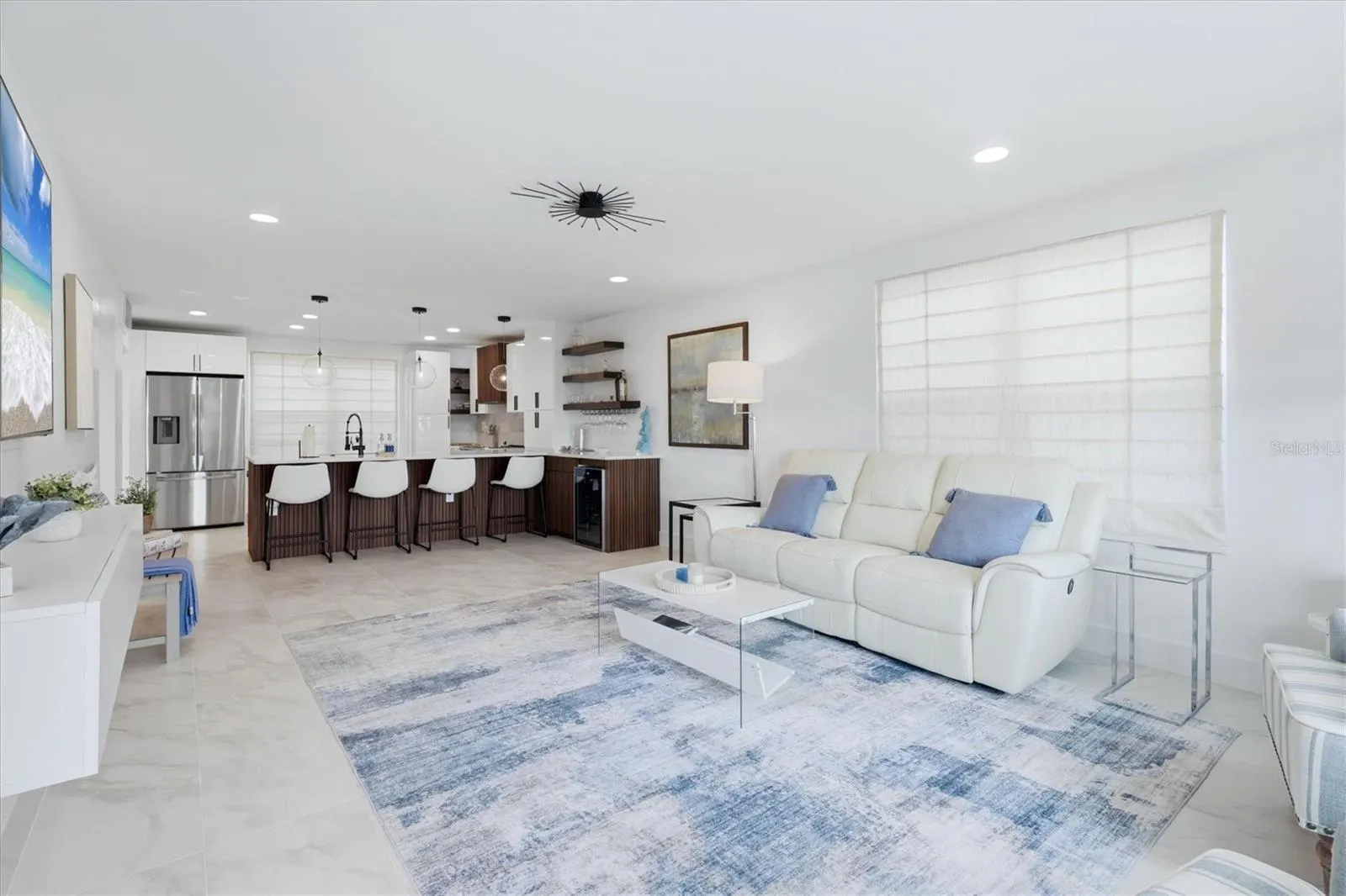605 SUTTON PL #101 #101