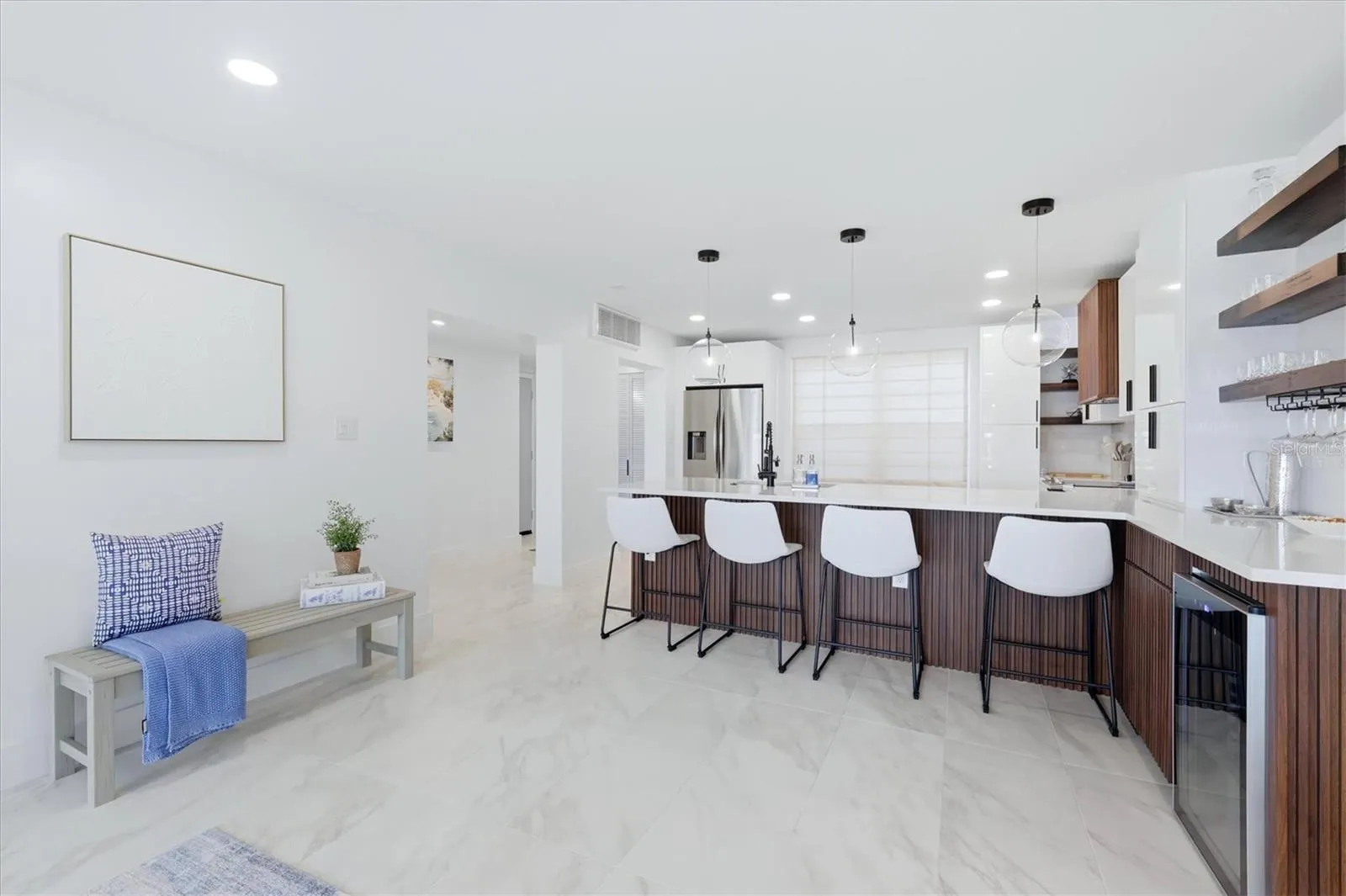 605 SUTTON PL #101 #101