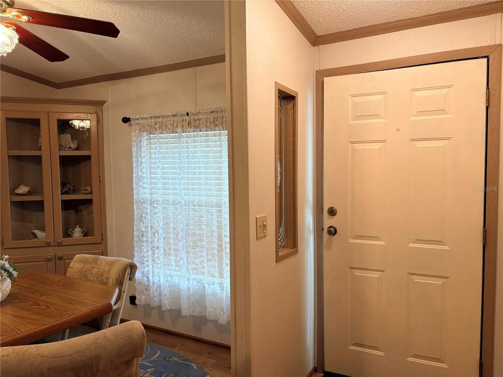3062 ARTESIAN LN