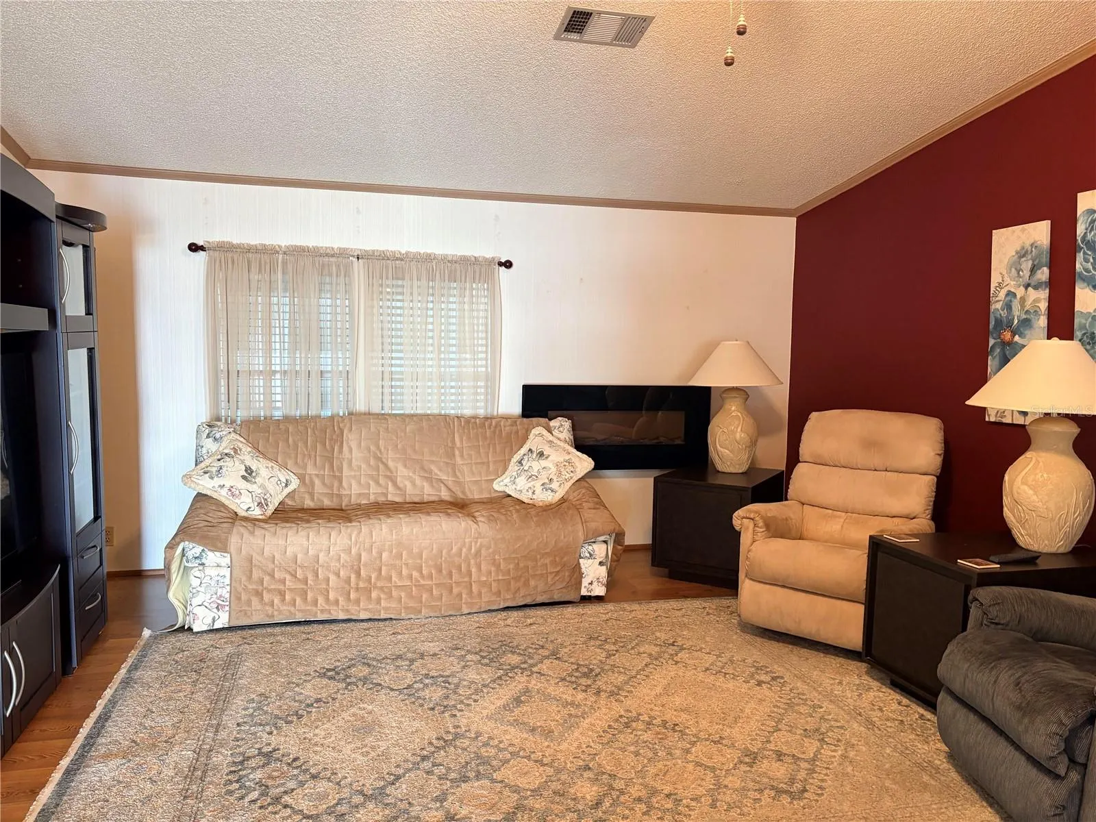 3062 ARTESIAN LN