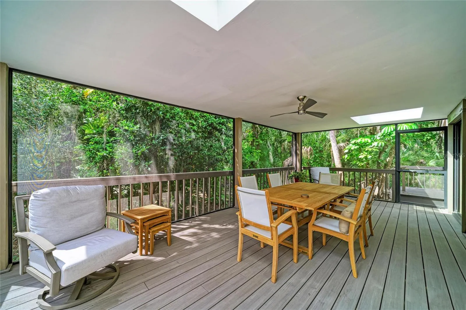 2403 ARBORETUM CIR #29 #29