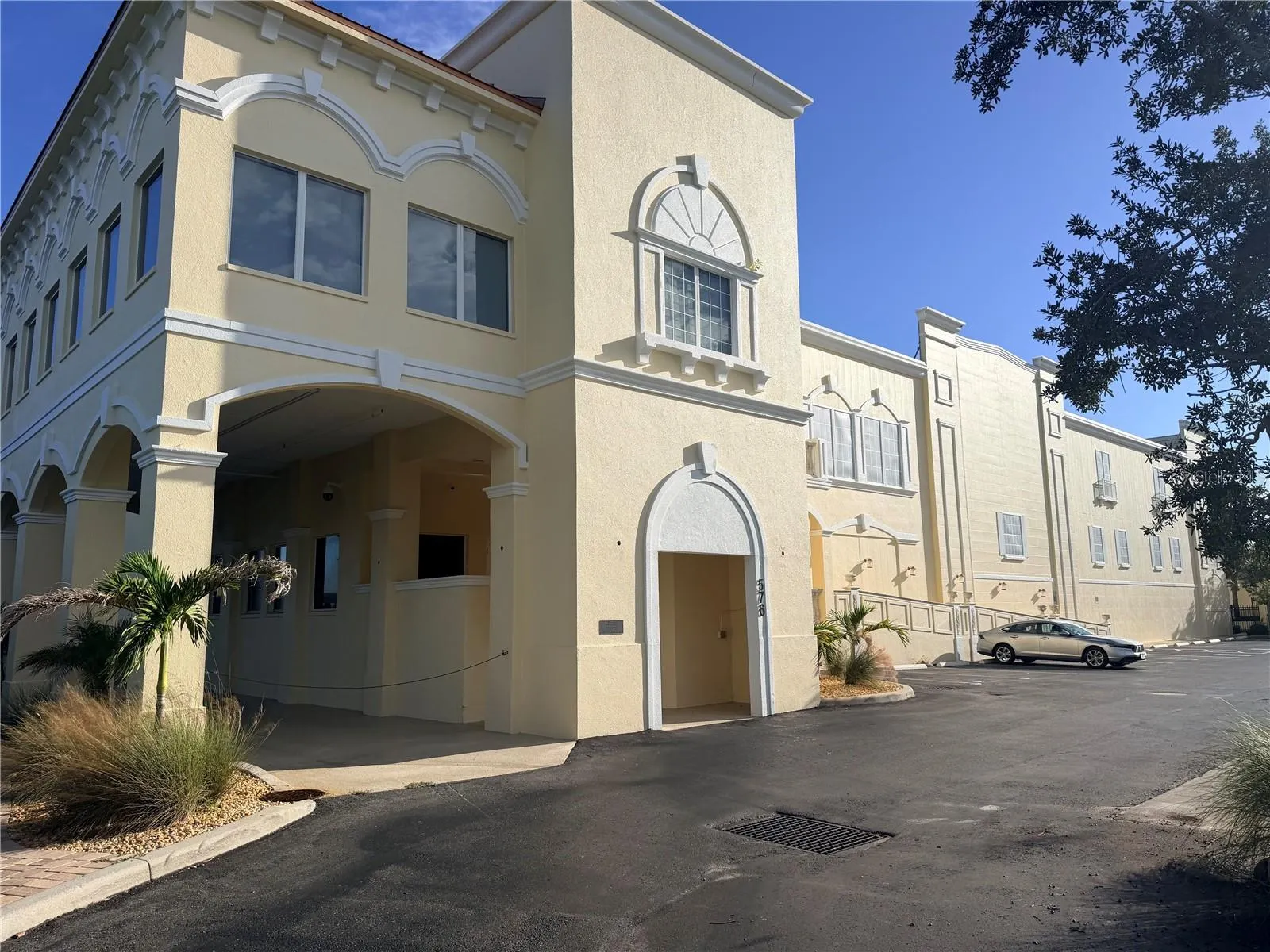 570 BLACKBURN POINT RD #Siesta 25 #Siesta 25