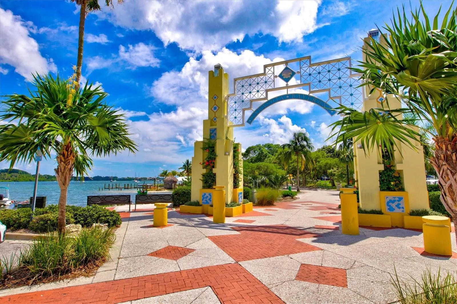 4805 OCEAN BLVD