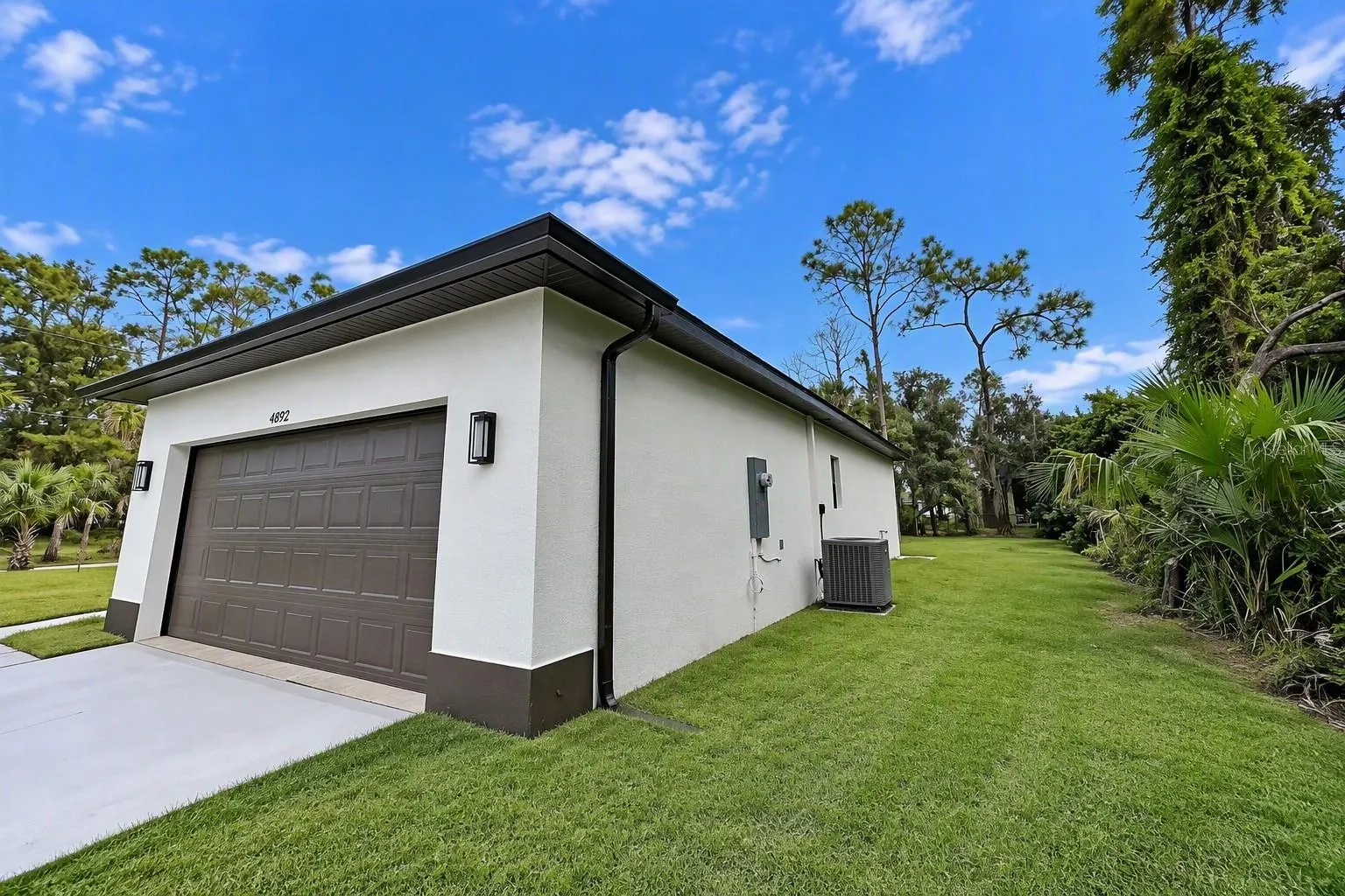 4892 LIBBY RD