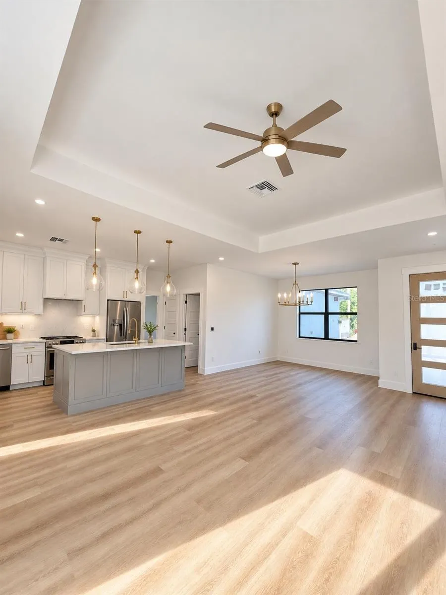 7252 PATRICIA PL