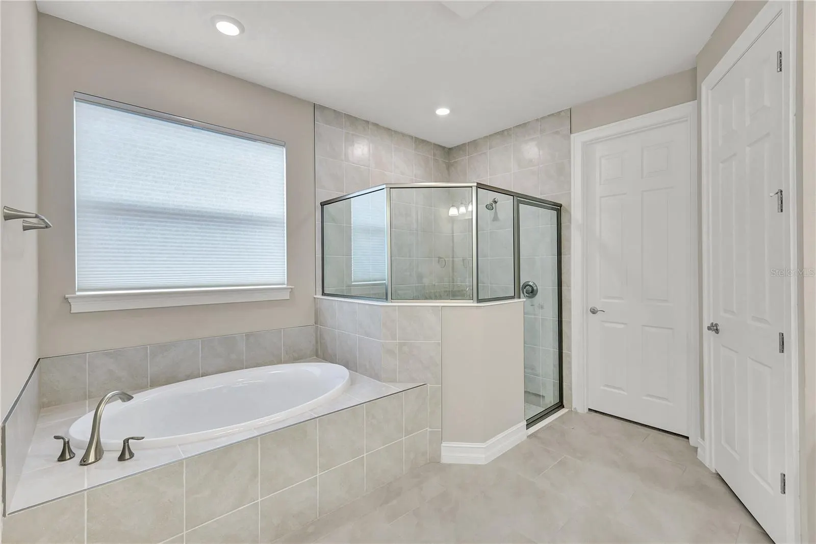 447 SPRING HILL LAKE LOOP