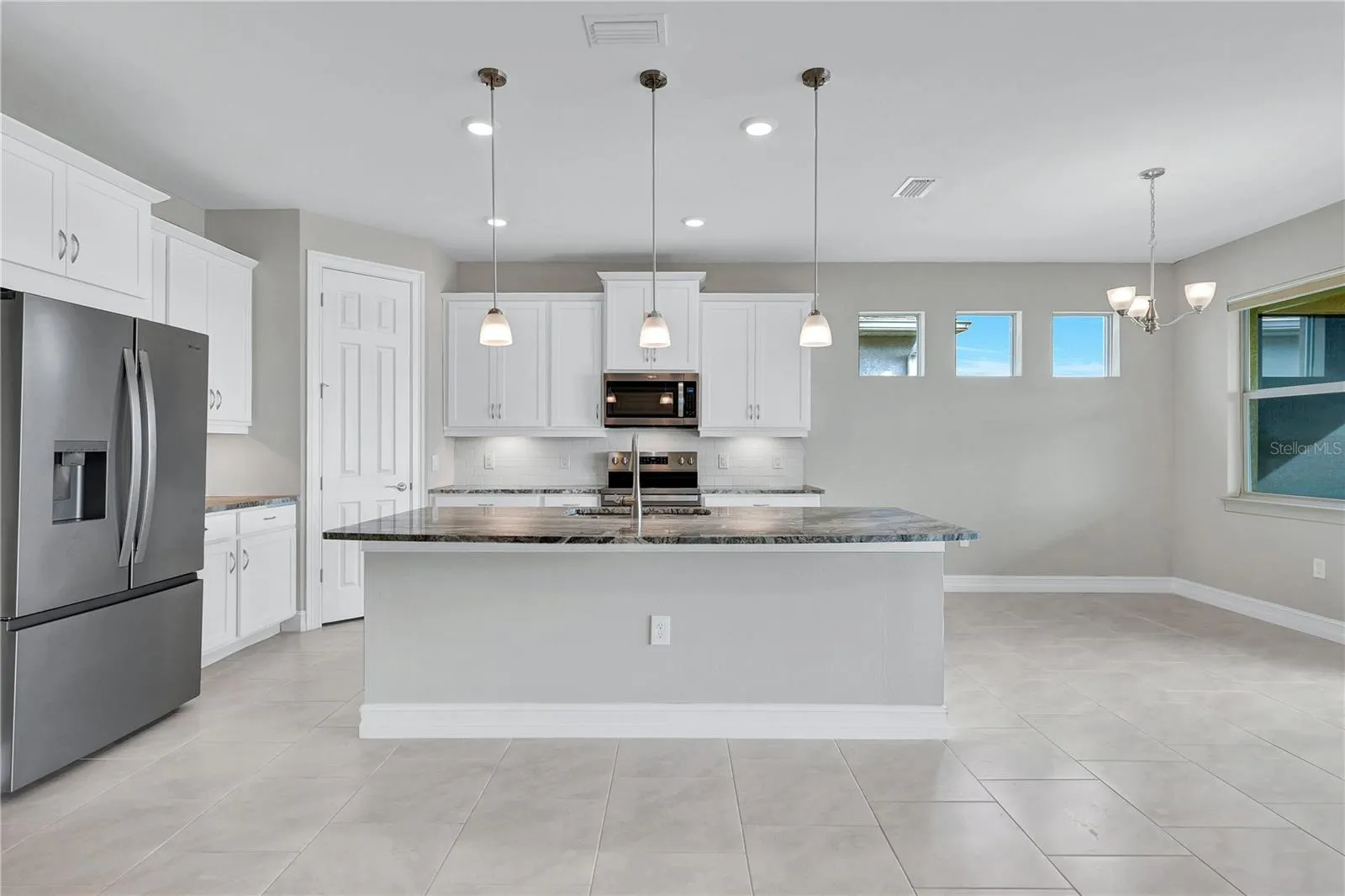 447 SPRING HILL LAKE LOOP