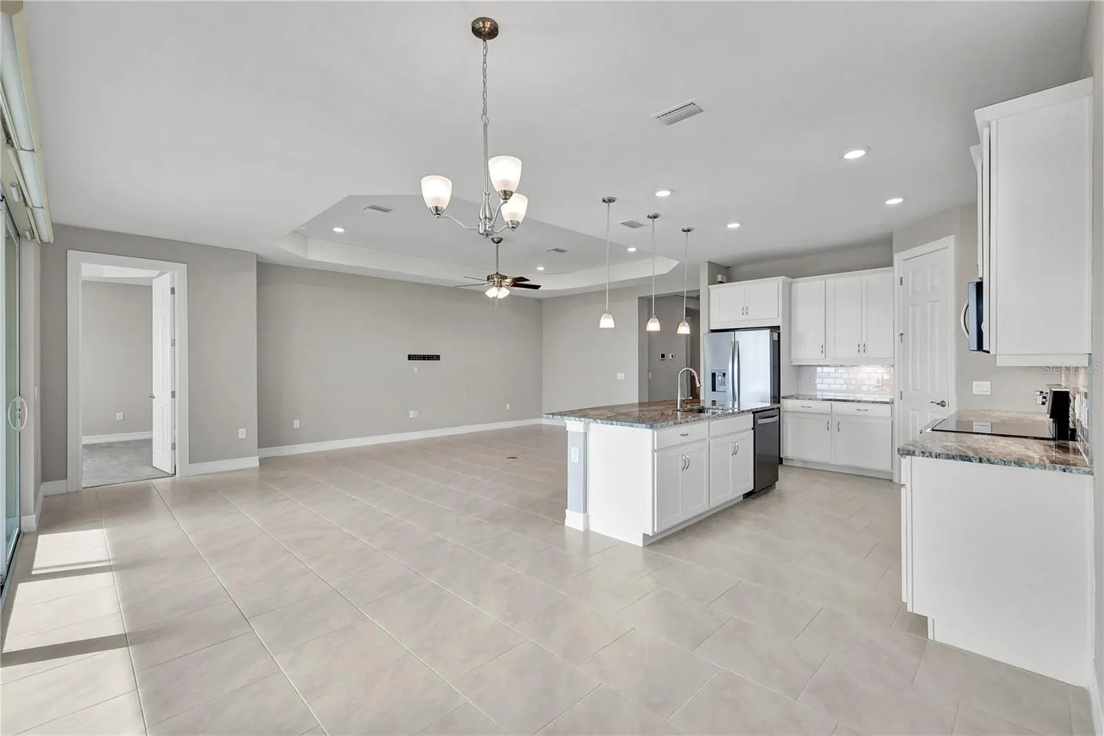 447 SPRING HILL LAKE LOOP