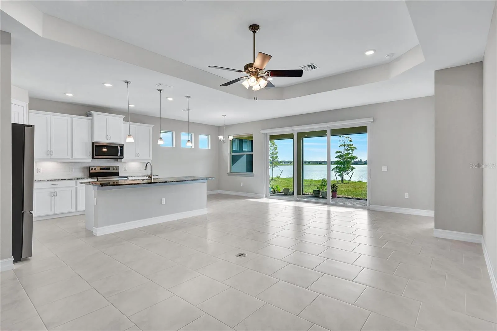 447 SPRING HILL LAKE LOOP