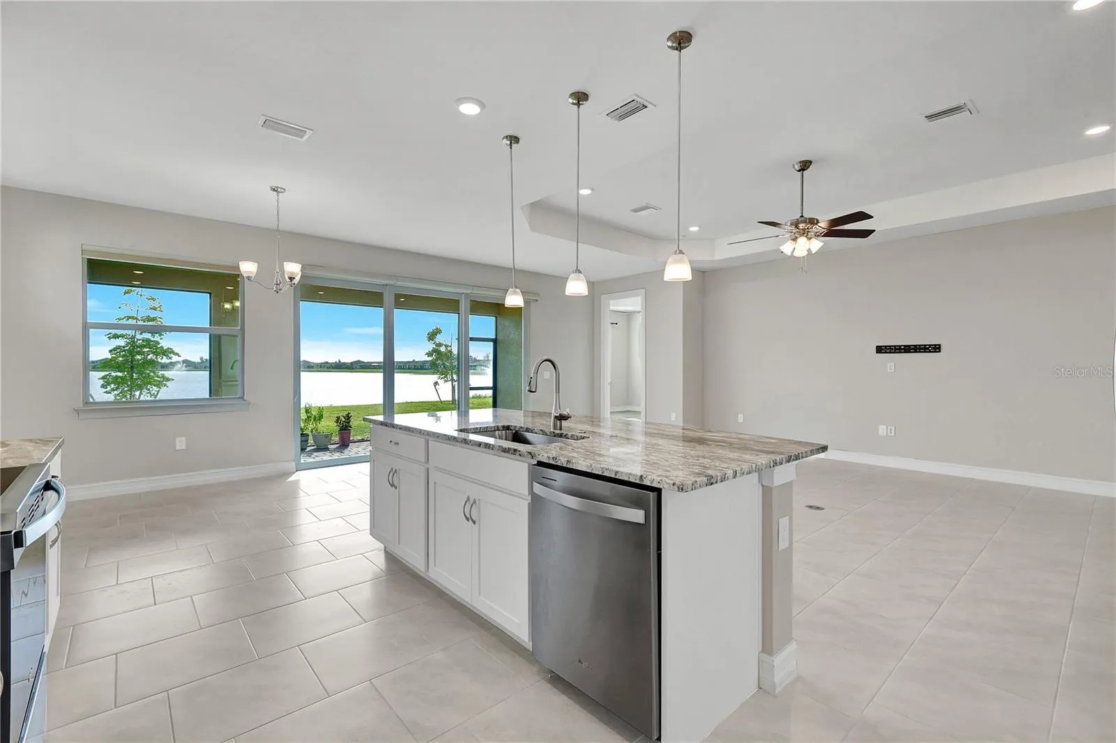 447 SPRING HILL LAKE LOOP