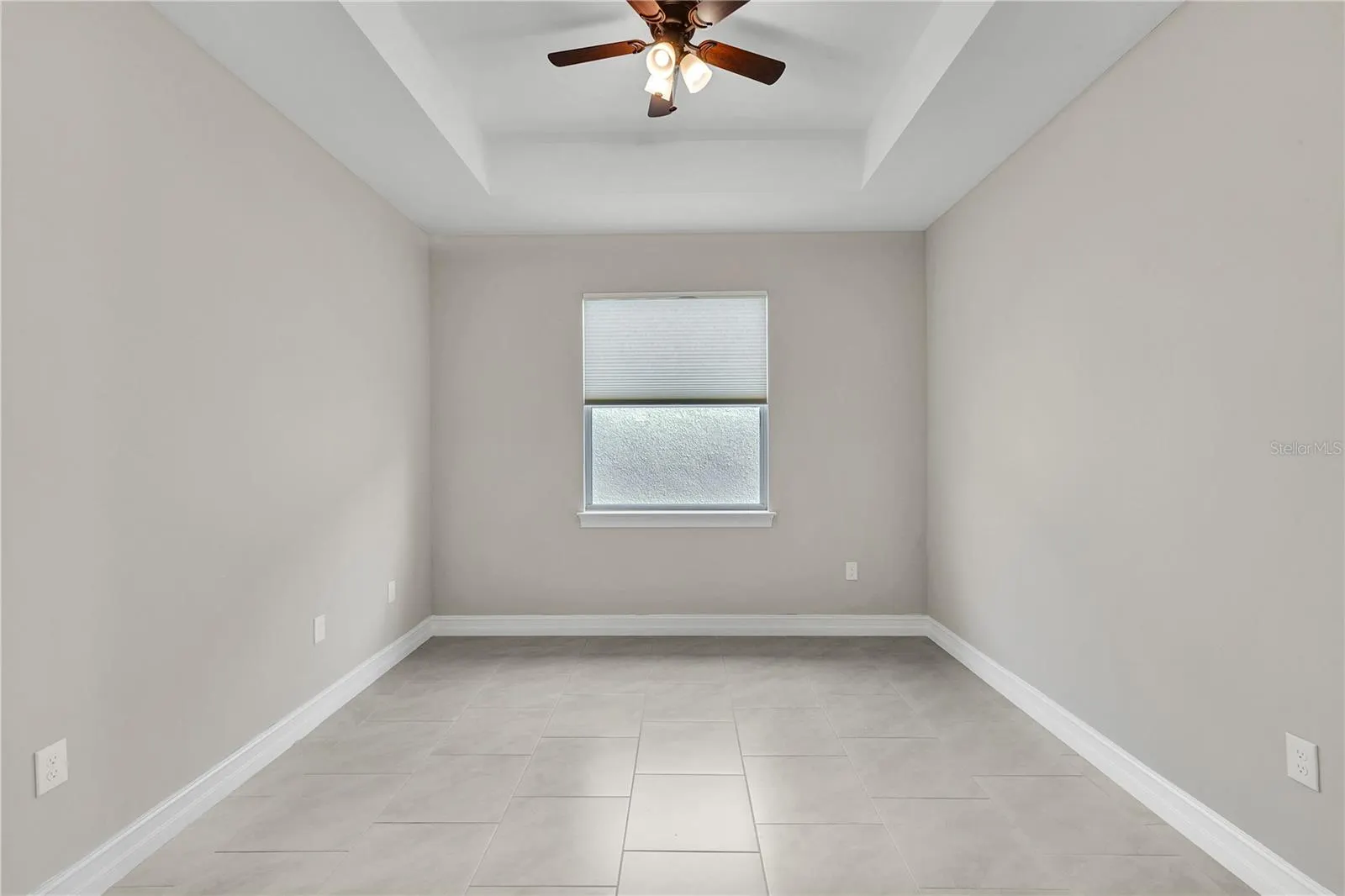 447 SPRING HILL LAKE LOOP