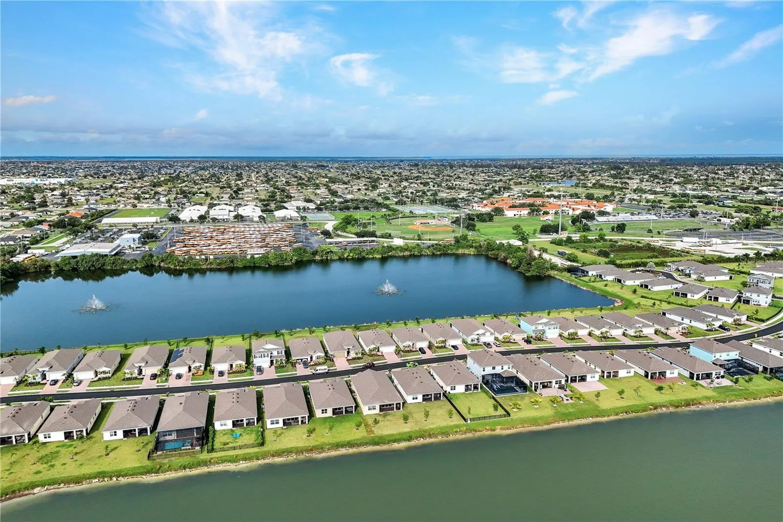 447 SPRING HILL LAKE LOOP