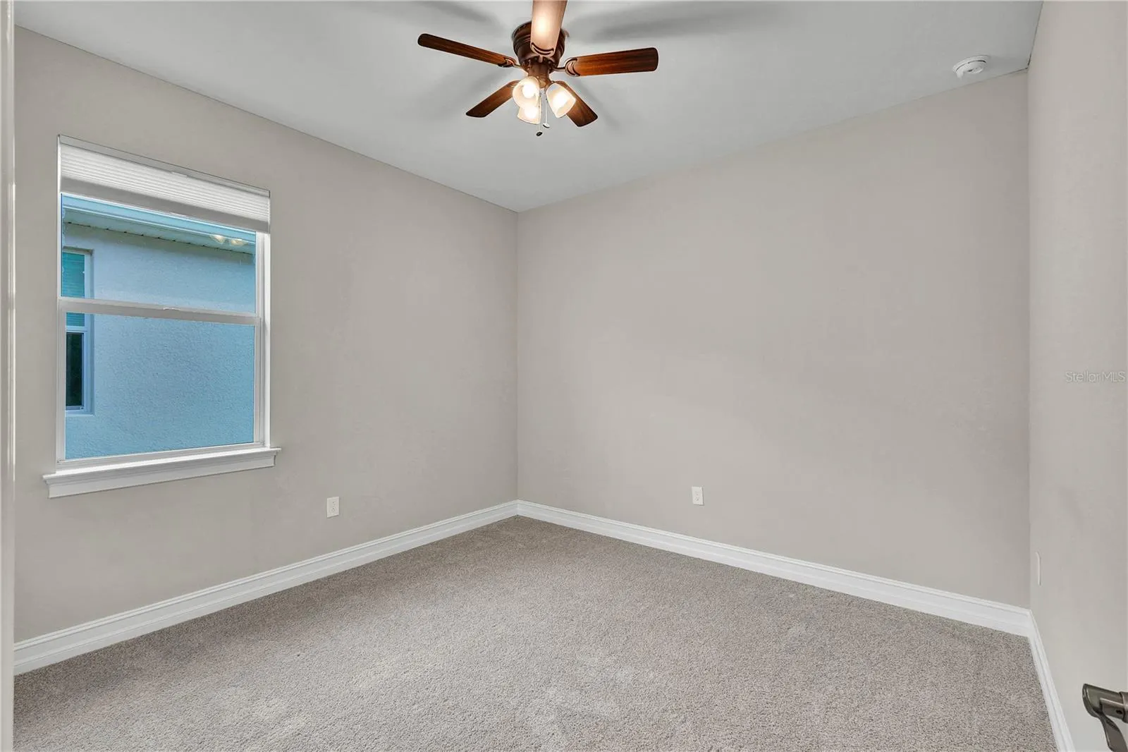 447 SPRING HILL LAKE LOOP