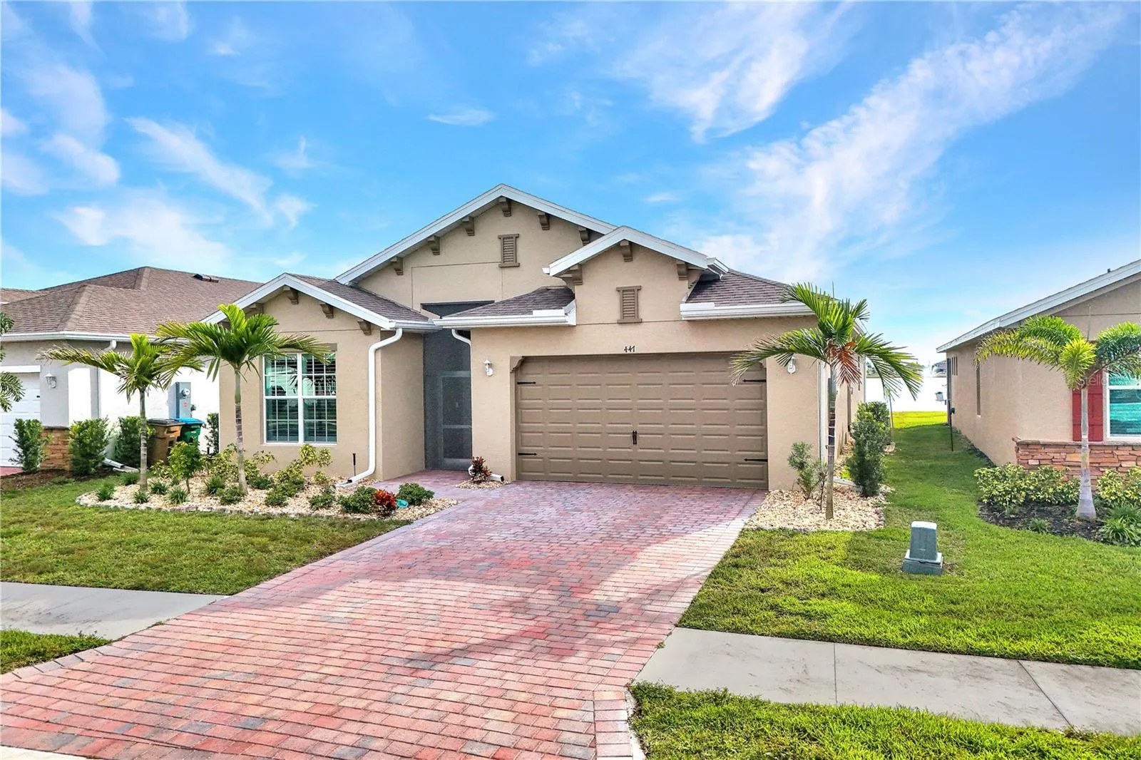 447 SPRING HILL LAKE LOOP