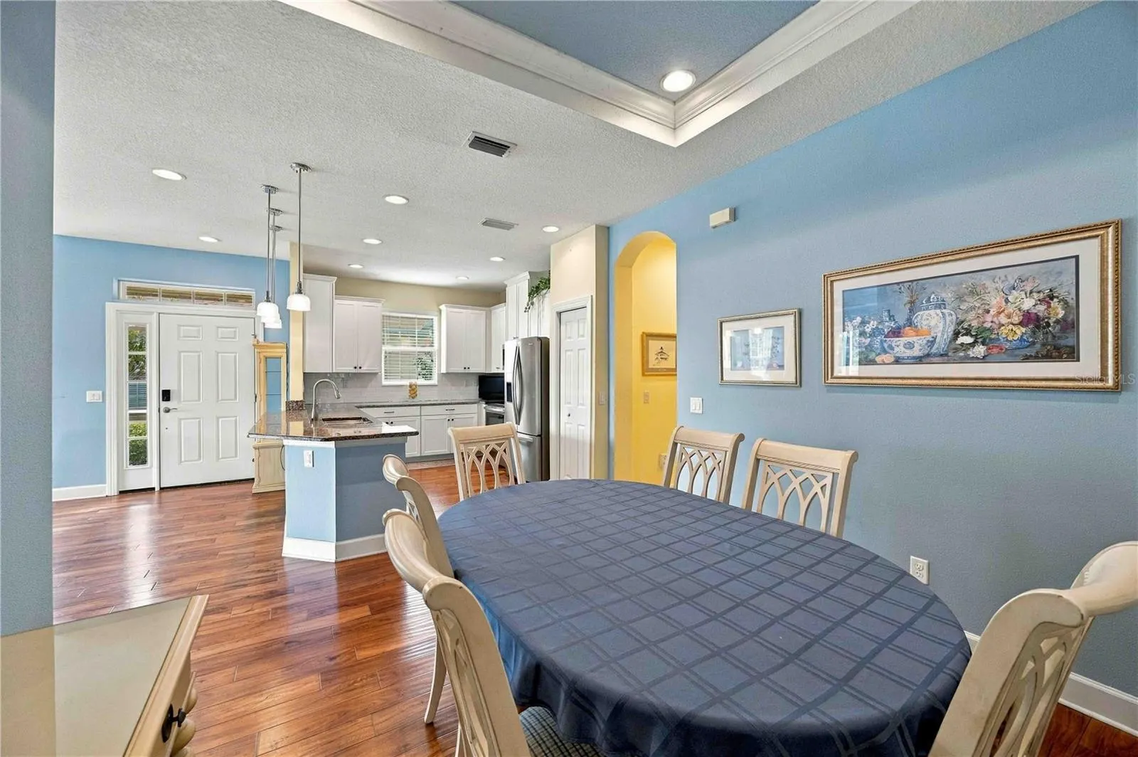 299 CAPULET DR