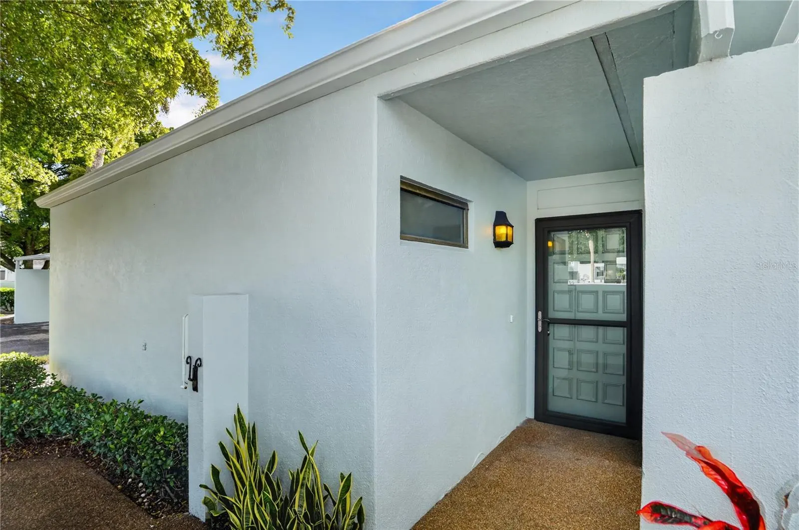 2319 LAKESIDE MEWS #B3 #B3