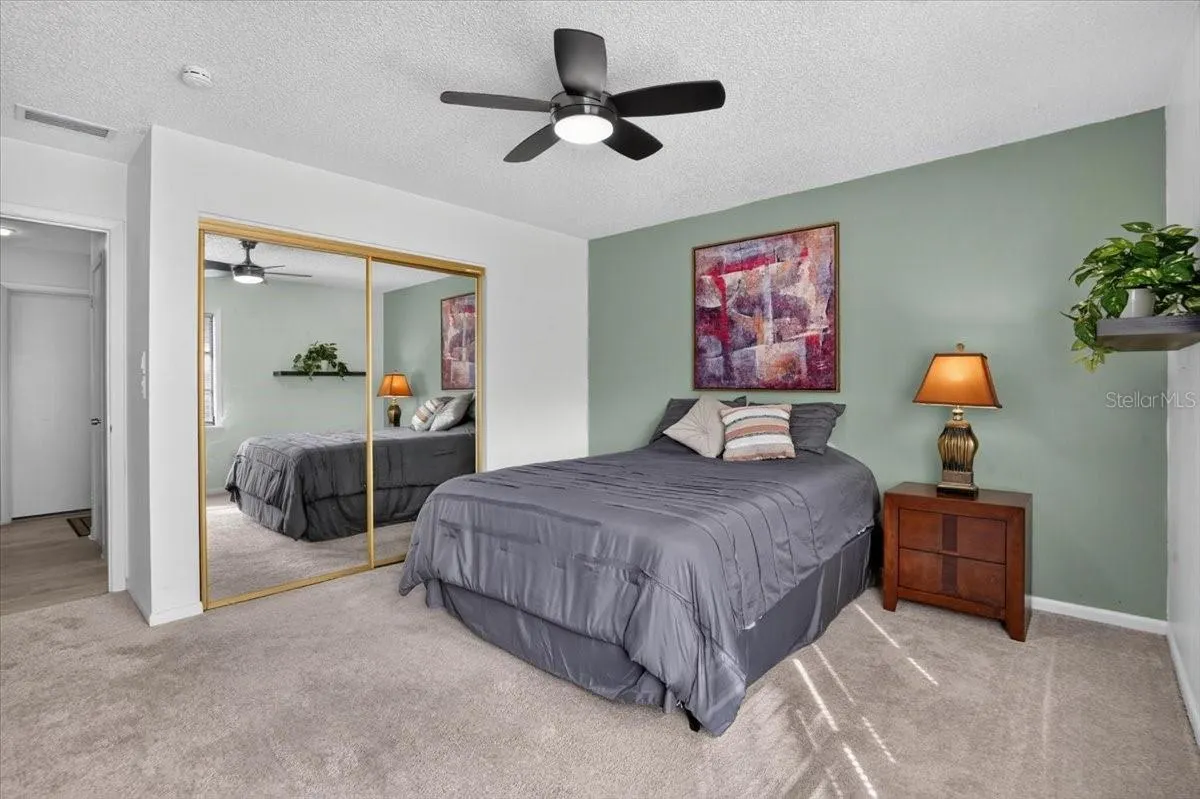 2319 LAKESIDE MEWS #B3 #B3