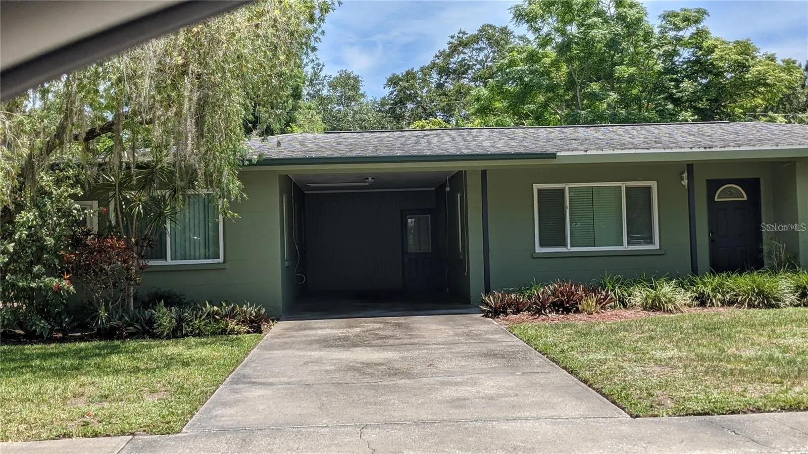 2104 PALM TER