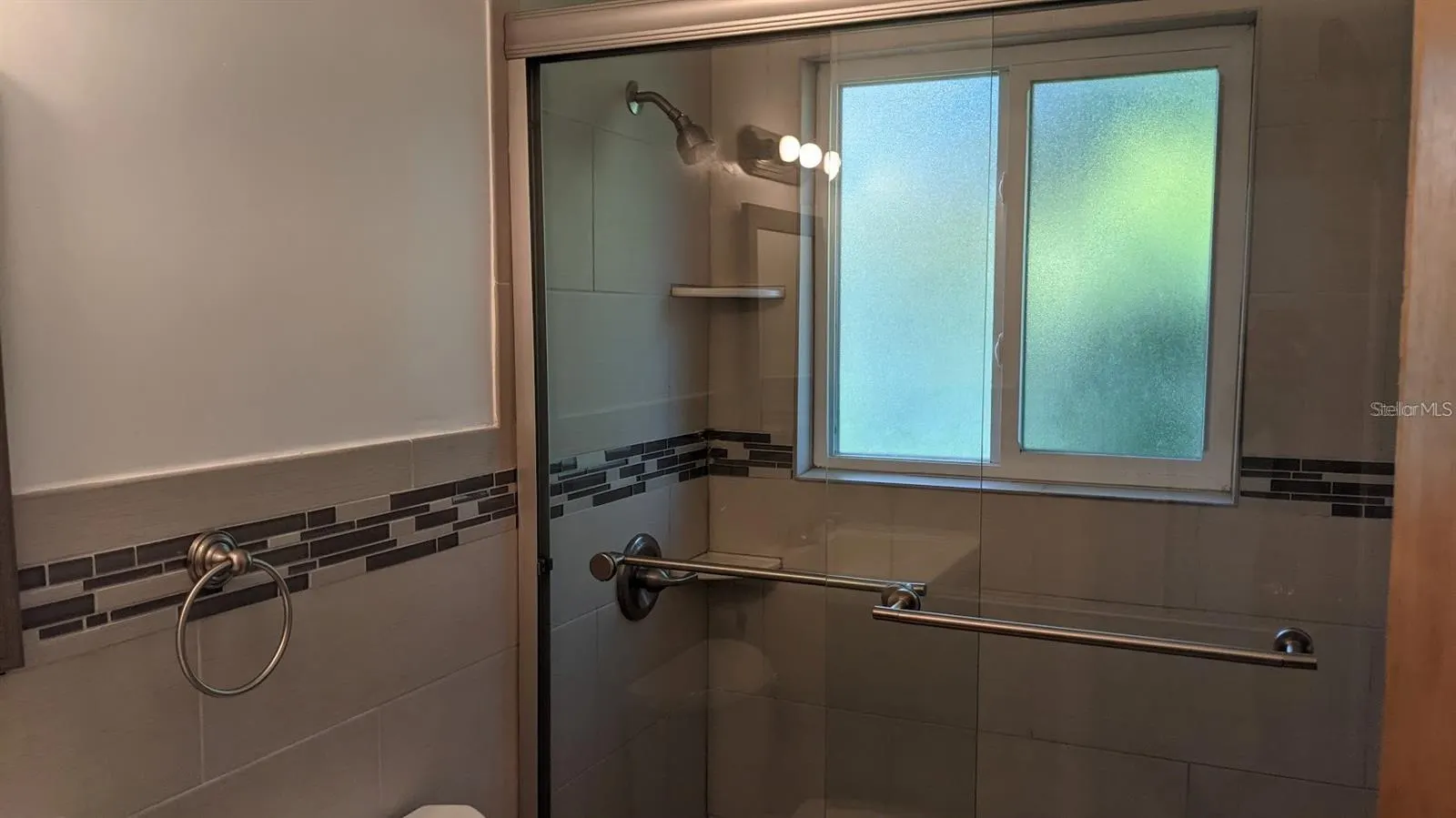 2104 PALM TER