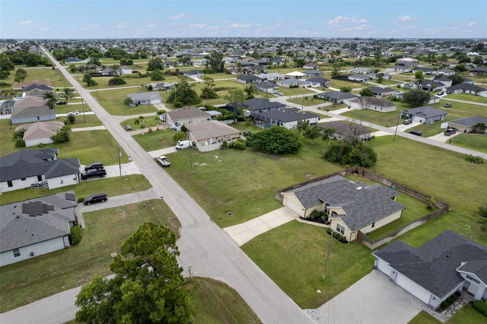 1732 NW 15TH TER