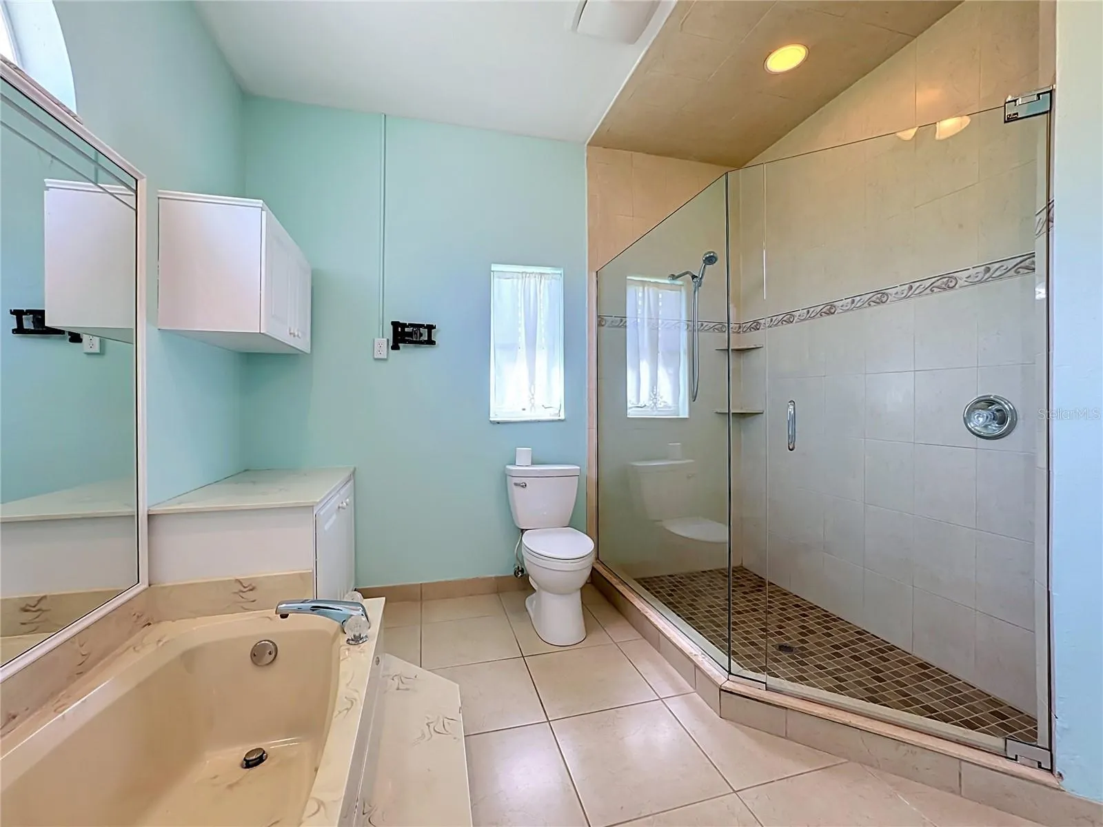 1169 GUILD ST