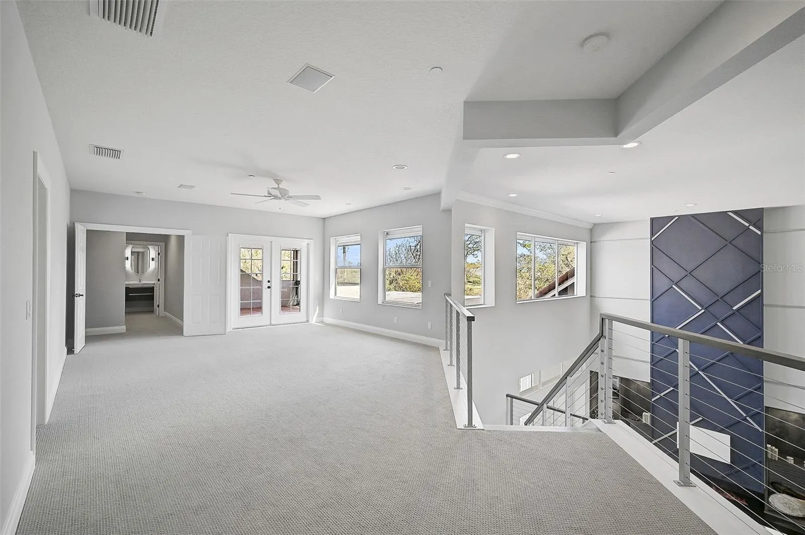 854 MACEWEN DR