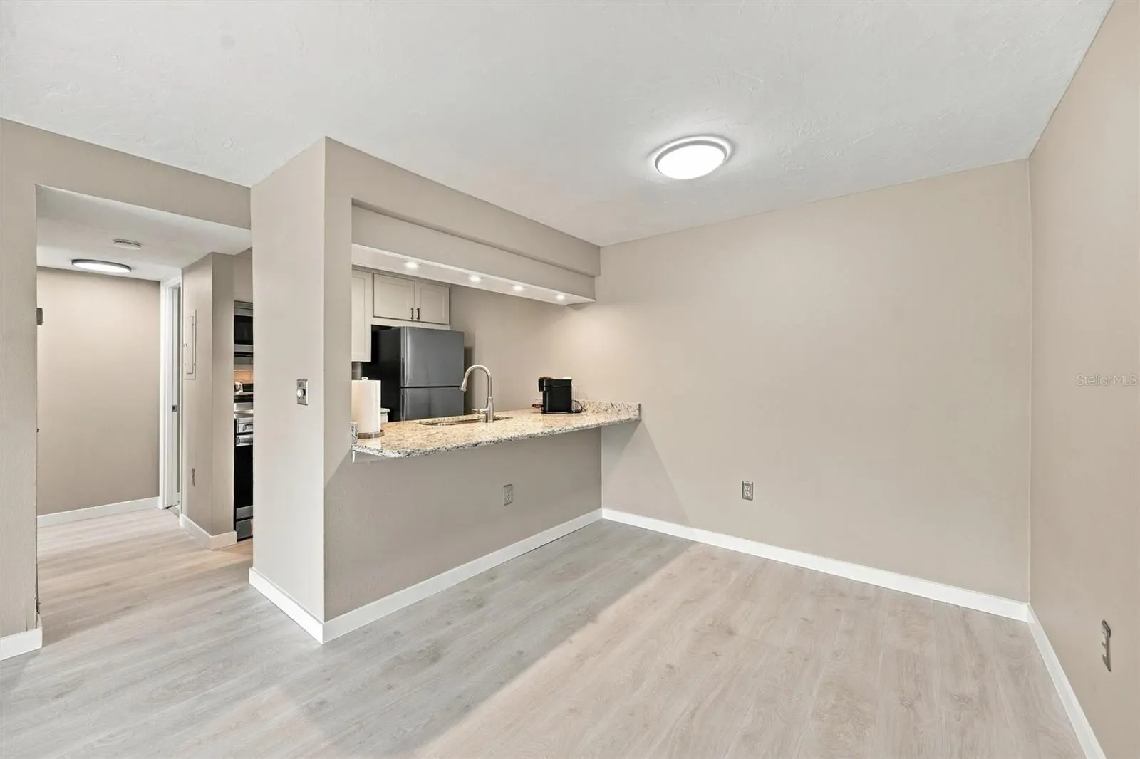 3265 BENEVA RD #104 #104