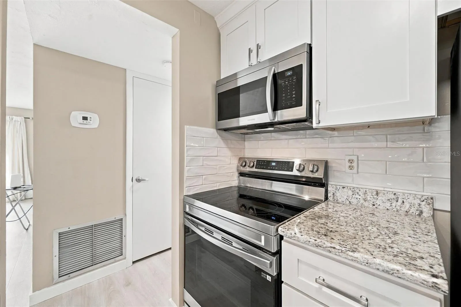 3265 BENEVA RD #104 #104