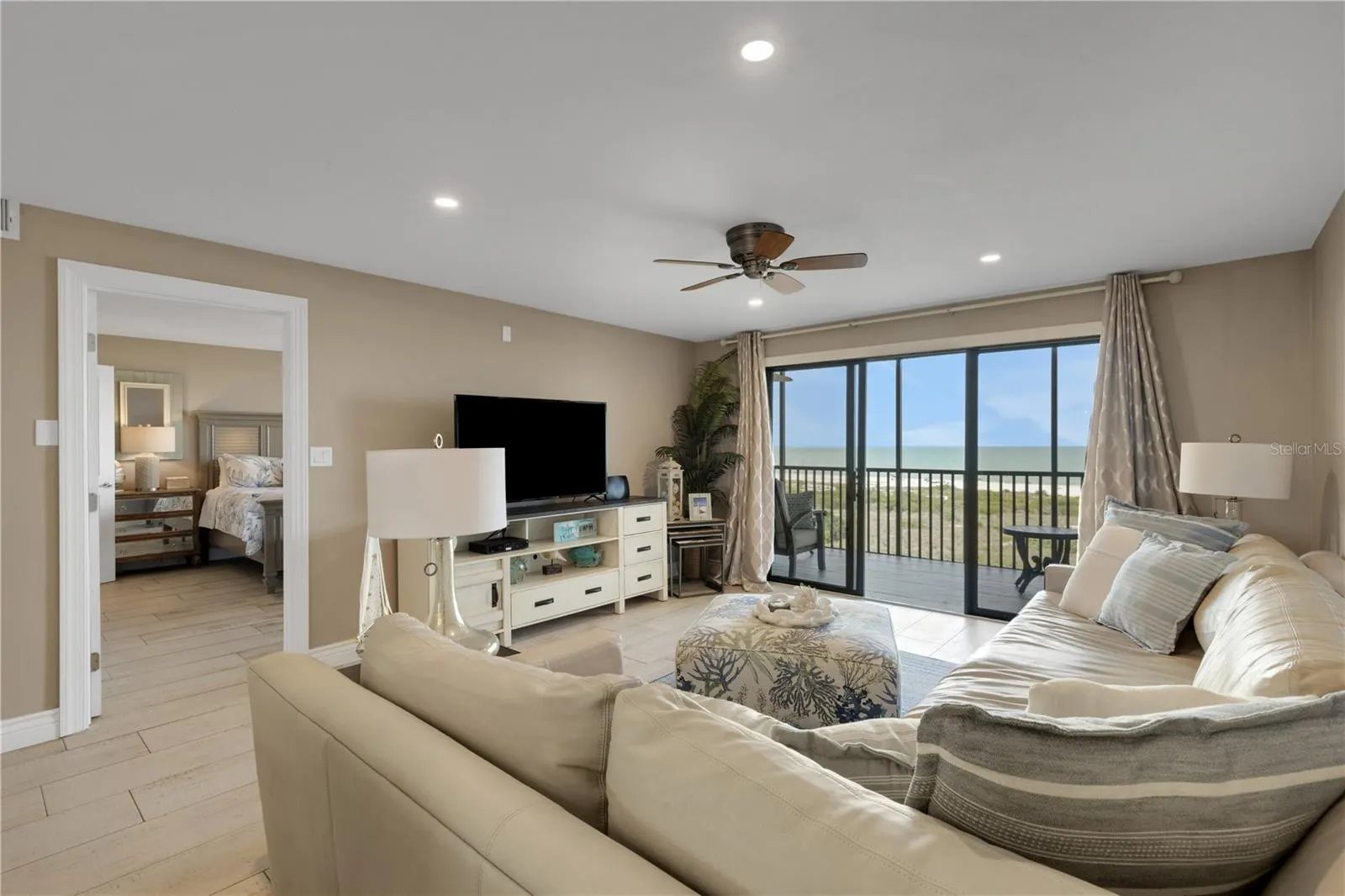 420 BEACH RD #507 #507
