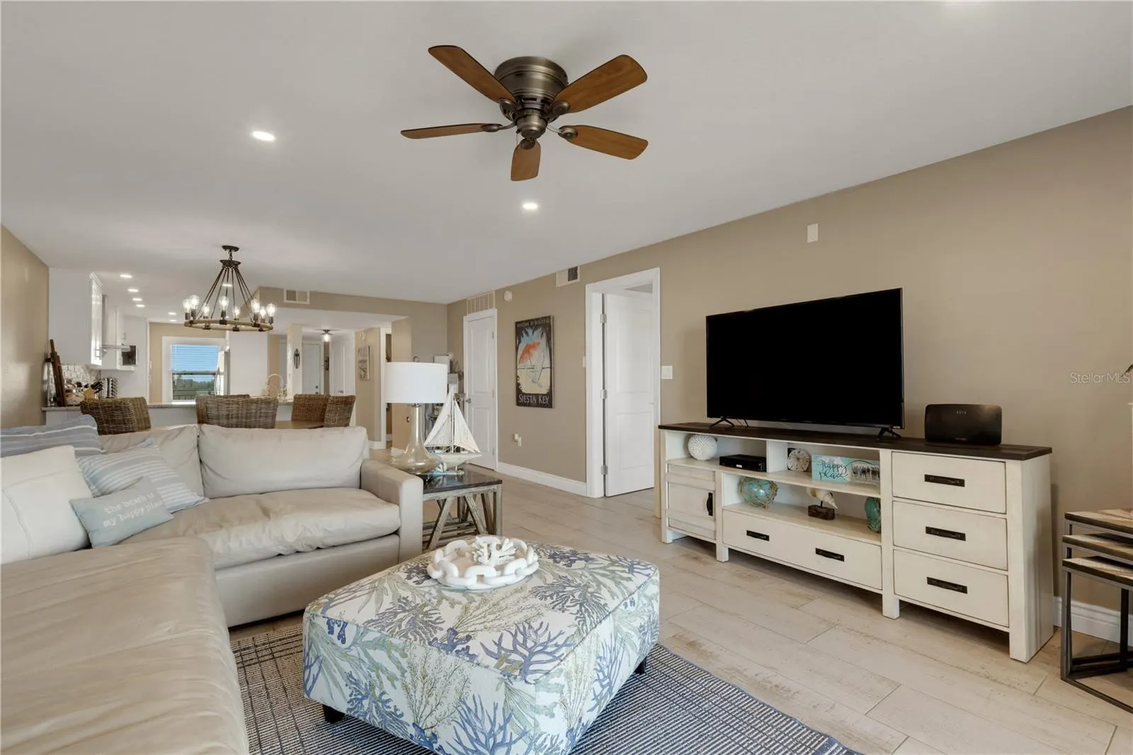 420 BEACH RD #507 #507