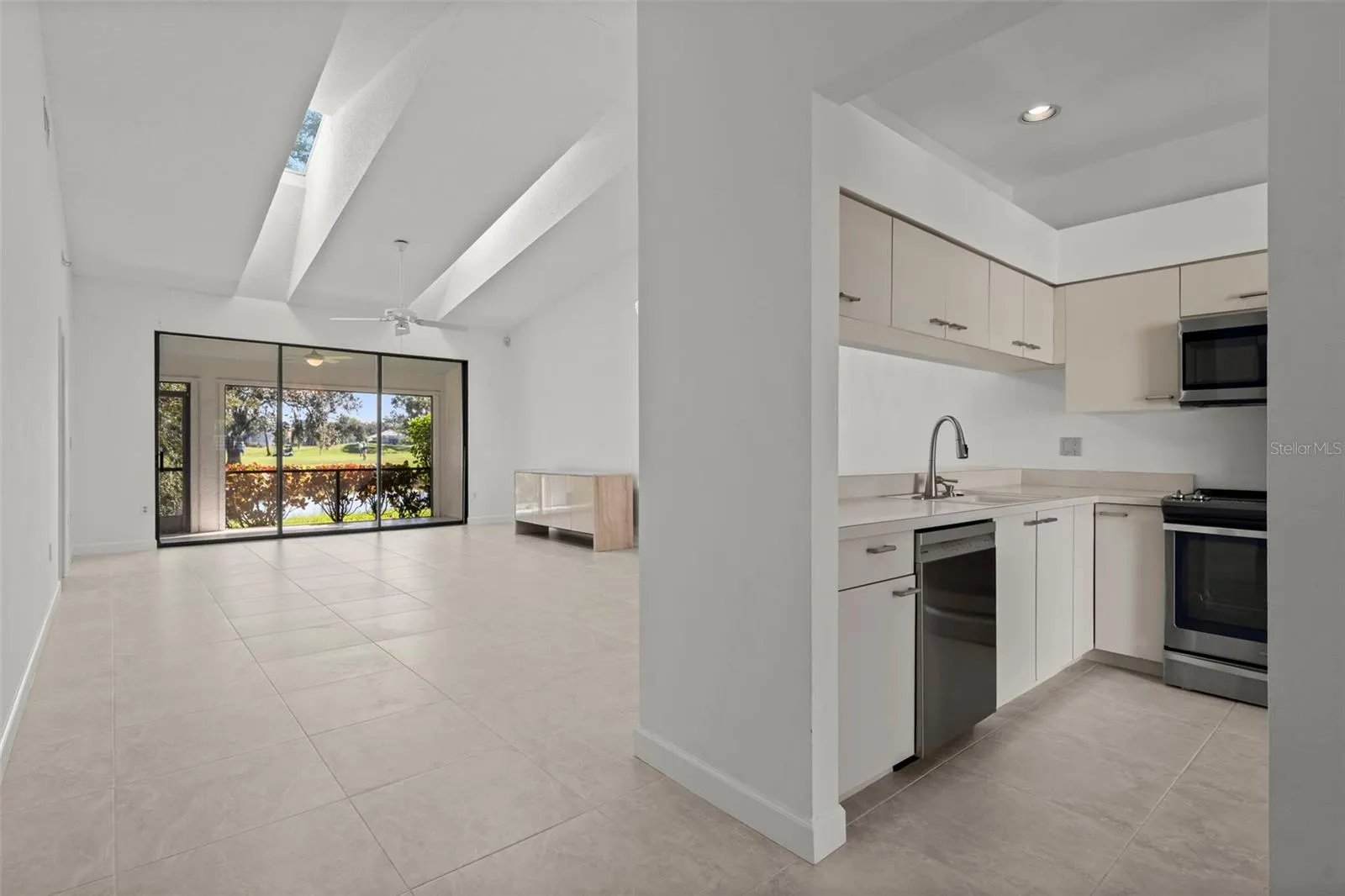 5472 HAMPSTEAD HEATH #16 #16
