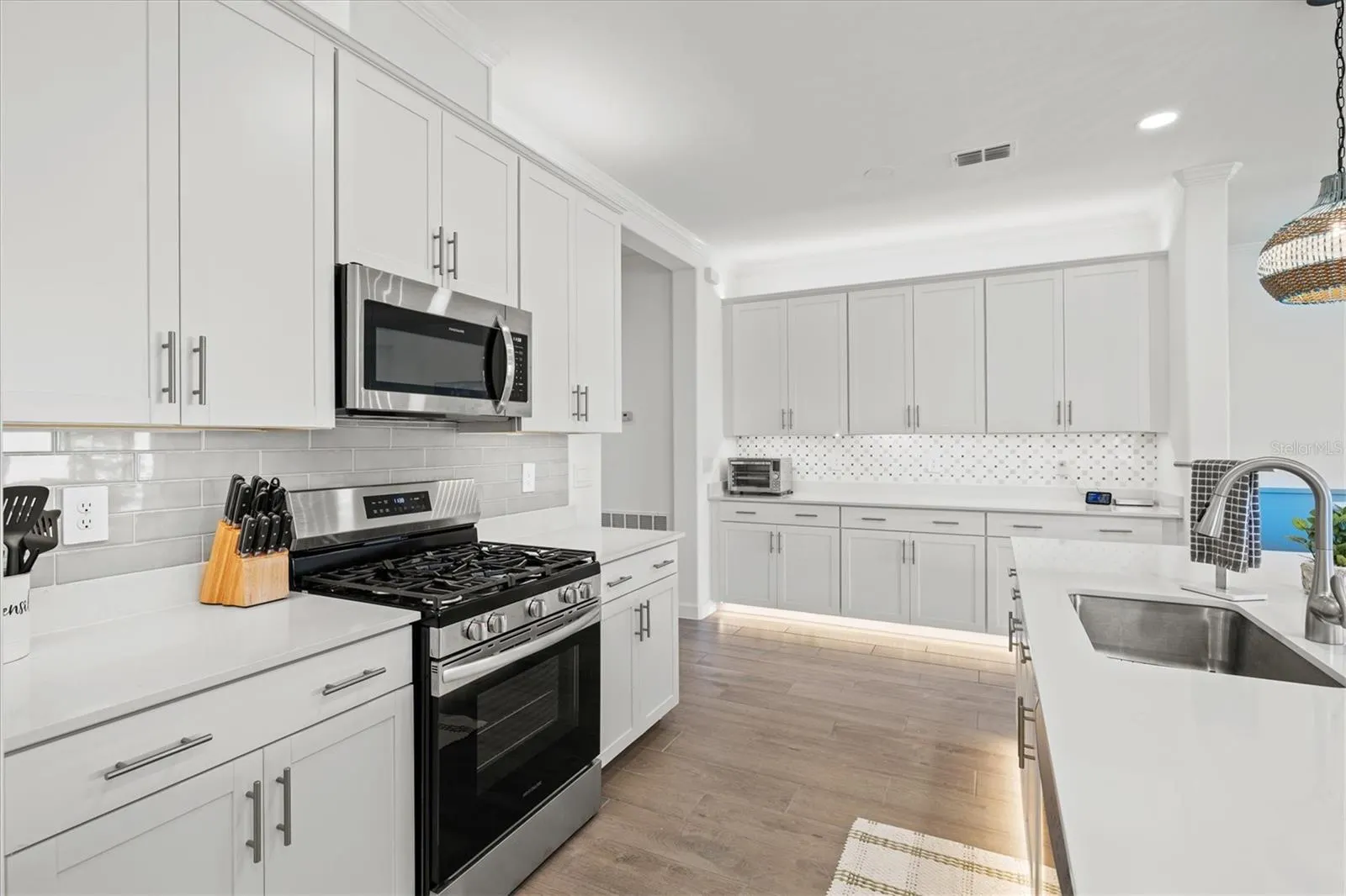 5144 SPOTTED SEAL LN