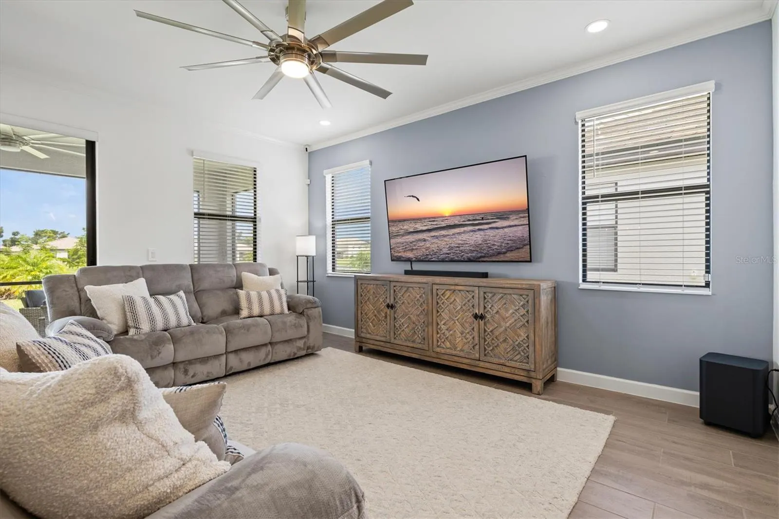5144 SPOTTED SEAL LN