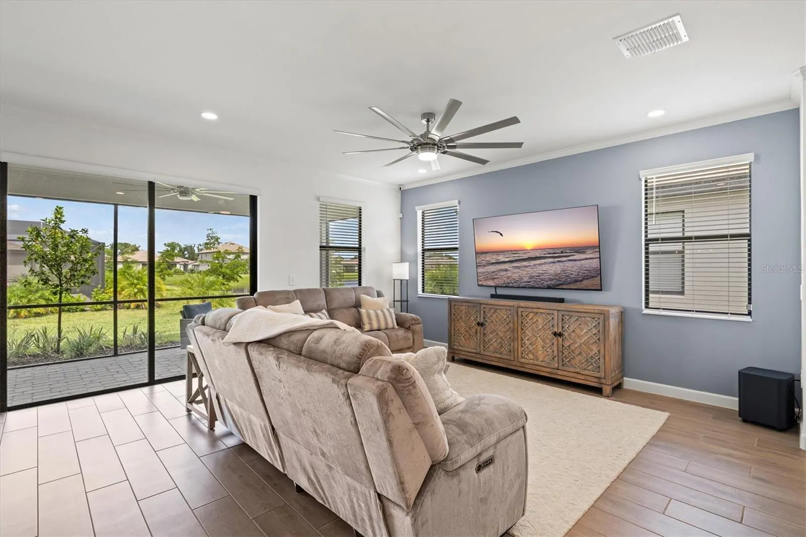 5144 SPOTTED SEAL LN