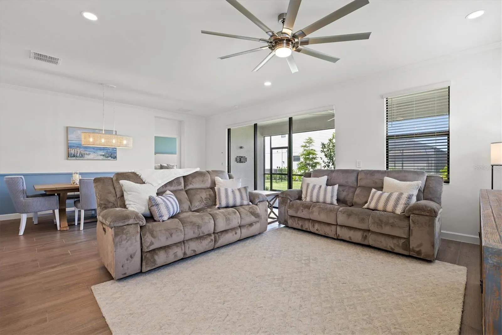 5144 SPOTTED SEAL LN