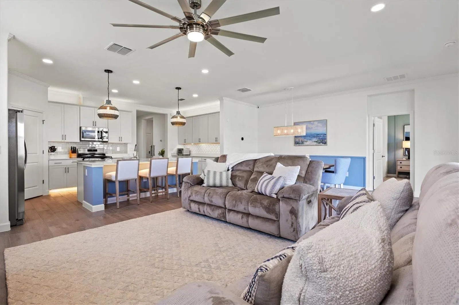 5144 SPOTTED SEAL LN