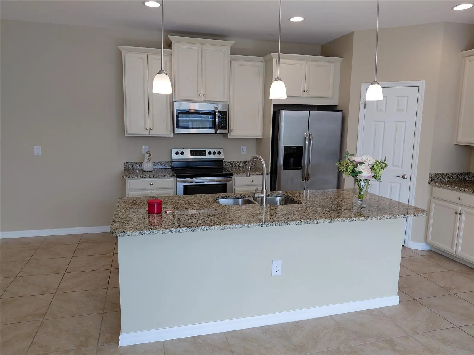 4296 EXPEDITION WAY #104 #104